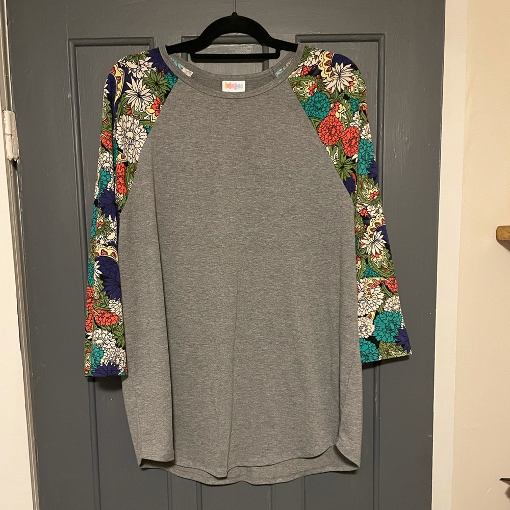 3xl LuLaRoe Randy 3/4 sleeve top - grey with floral sleeves